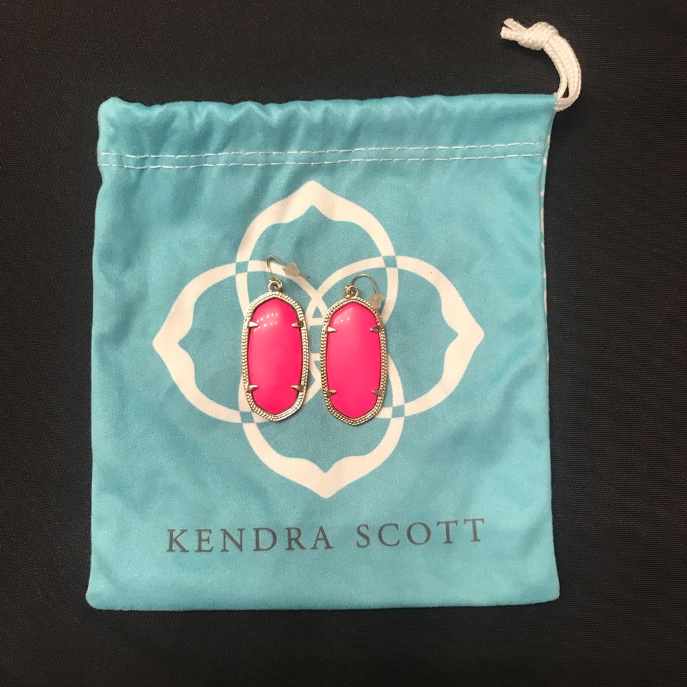 Kendra Scott Elle earrings